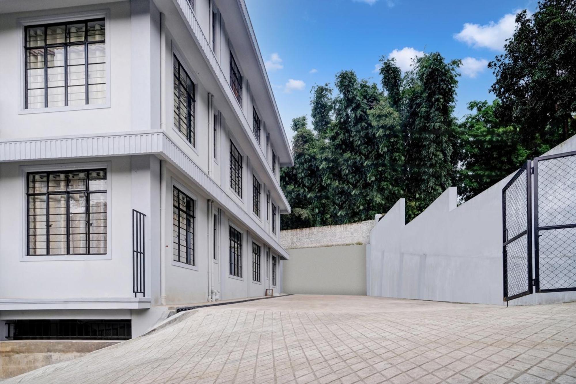 Super Hotel O Lapalang Shillong Exterior foto